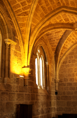 Fachada oriental de la sala capitular del monasterio de Piedra